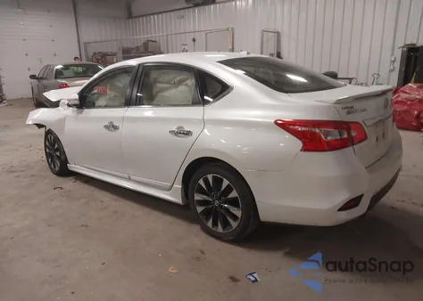 2017 Nissan Sentra Sr Turbo z USA, uszkodzony, nr VIN 3N1CB7AP8HY257827